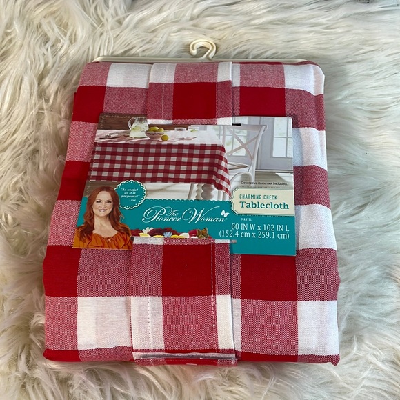 The Pioneer Woman Charming Check Tablecloth - Picture 1 of 4